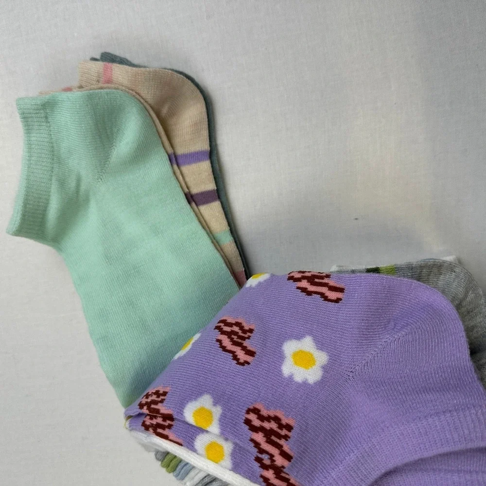 No Boundaries Women's 4-10  Low Cut Socks 10 Pack Multi Color Pattern